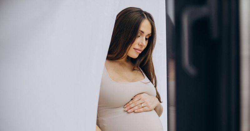 8 Tips Menjalani Kehamilan saat LDR dengan Suami